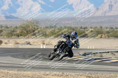 media/Dec-07-2025-CVMA (Sun) [[3e7d2de5dc]]/Race 18-Formula Twins-Formula 40 UL/